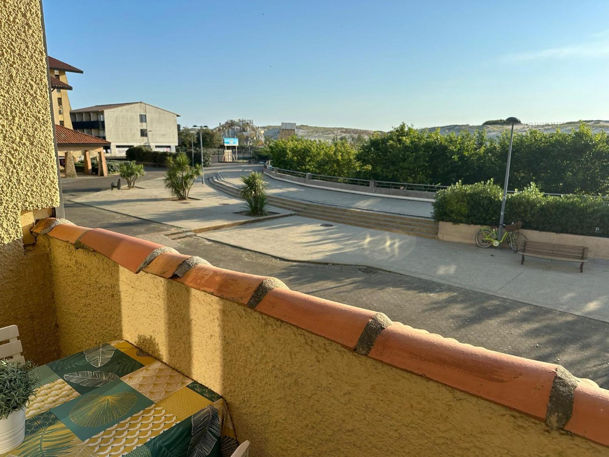 SEIGNOSSE PLAGES: Beau Studio équipé avec terrasse face aux dunes Exterior foto